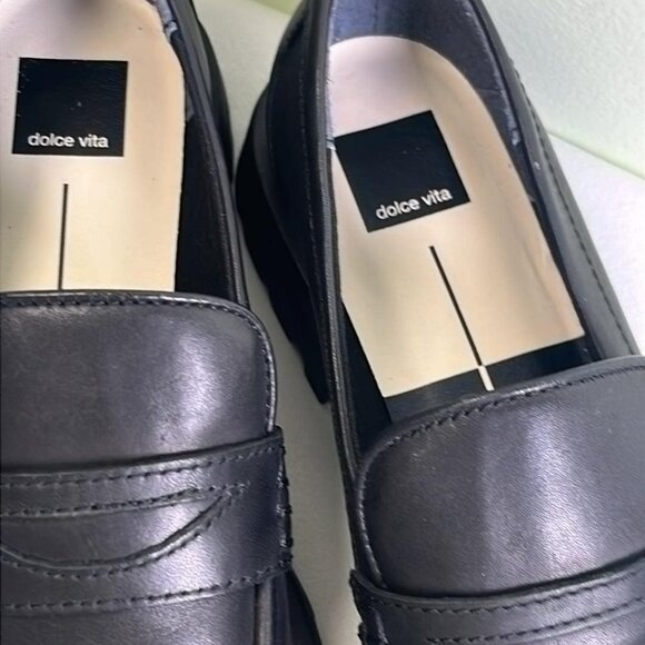 Woman's SZ 10 Chunky Black Loafers by Dolce Vita Academia Witchy Preppy Cosplay - Picture 4 of 9